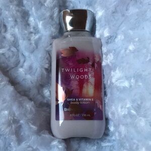 Brand new body lotion Bath & Body Works Twilight Wood
